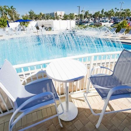 Coral Reef Resort St. Pete Beach Esterno foto